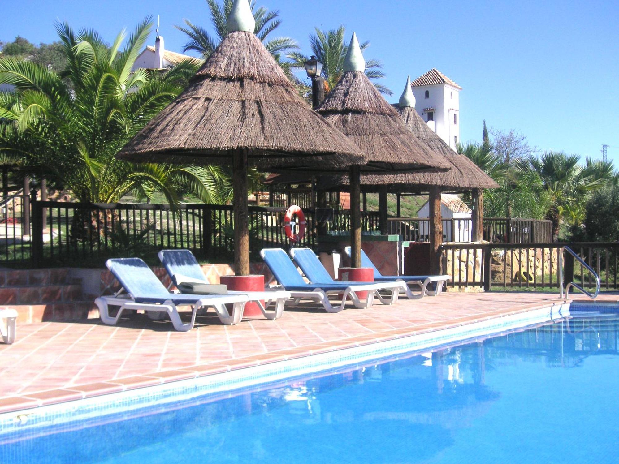 Rural Cottage, With Pool & Optional Private 6 Guests Jacuzzi Tolox Exterior foto
