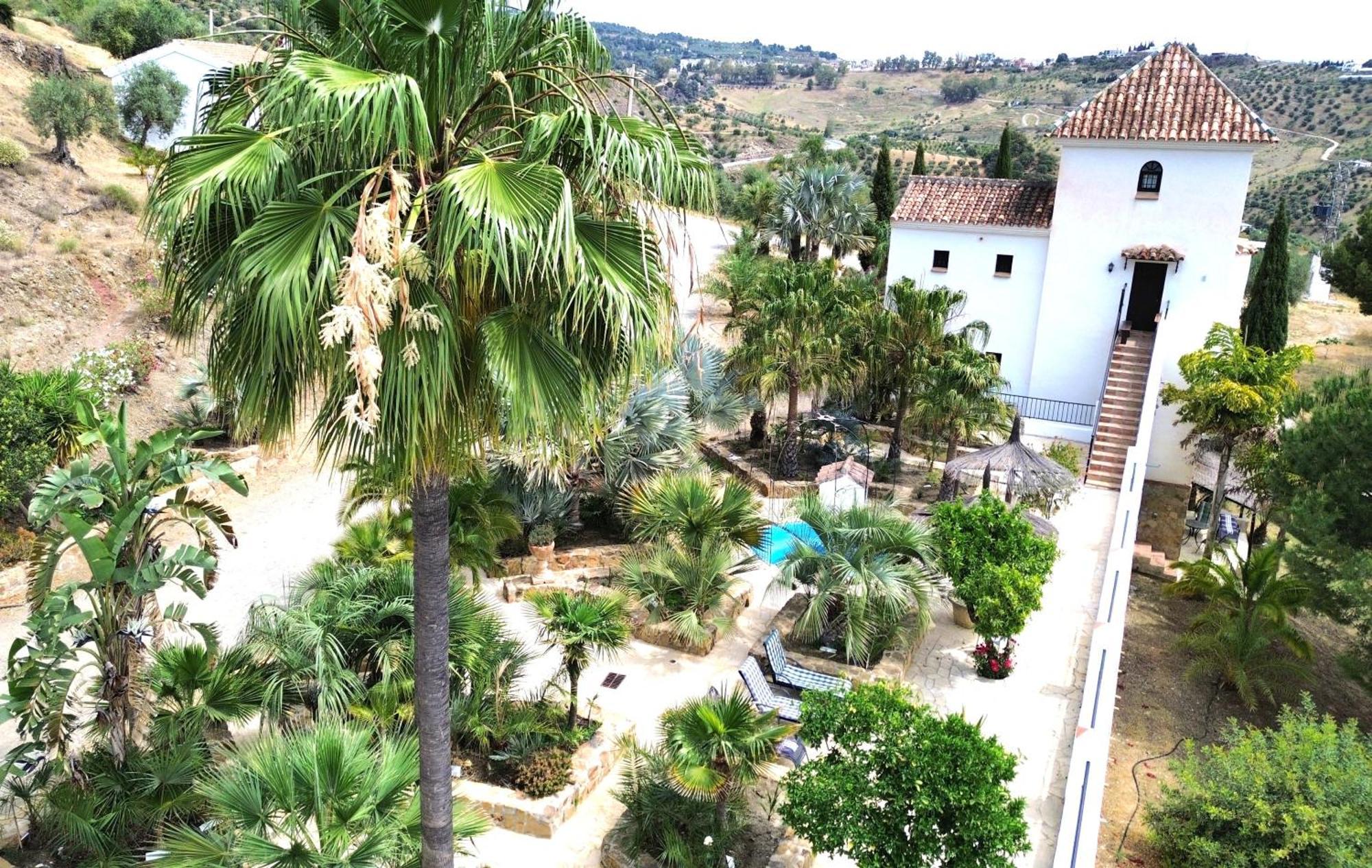 Rural Cottage, With Pool & Optional Private 6 Guests Jacuzzi Tolox Exterior foto
