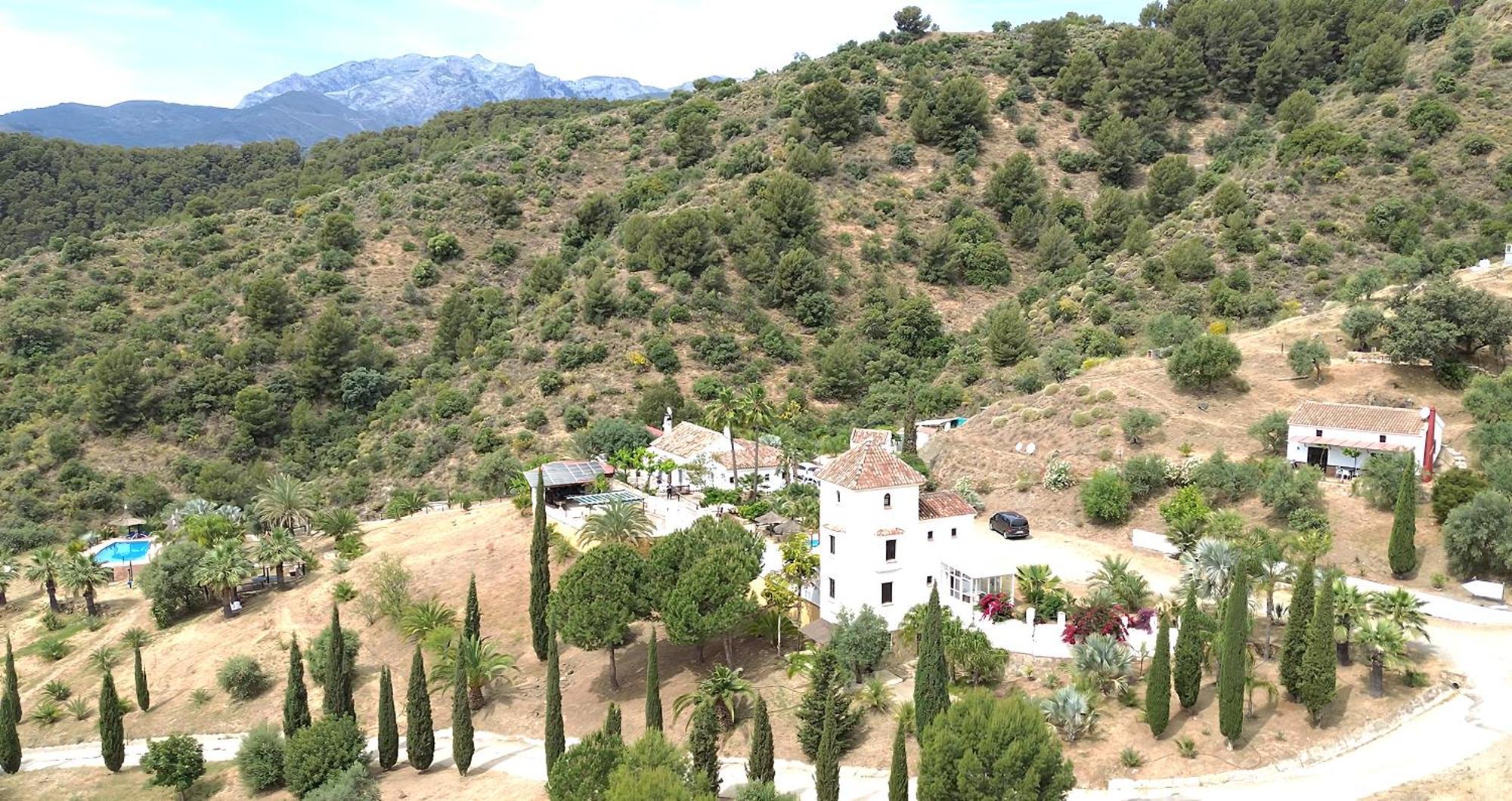 Rural Cottage, With Pool & Optional Private 6 Guests Jacuzzi Tolox Exterior foto